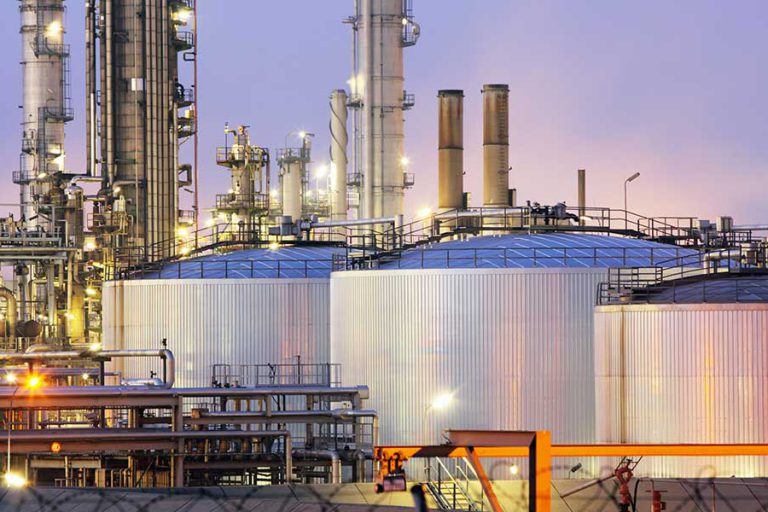 oiltankatnight-1000×600